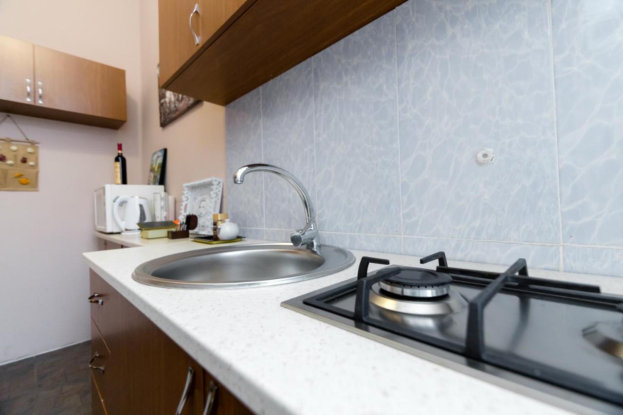 Apartment Gallery Rustaveli 1 트빌리시 외부 사진