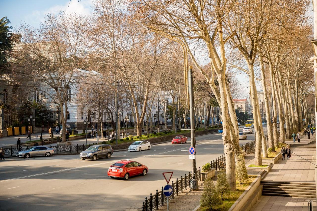 Apartment Gallery Rustaveli 1 트빌리시 외부 사진