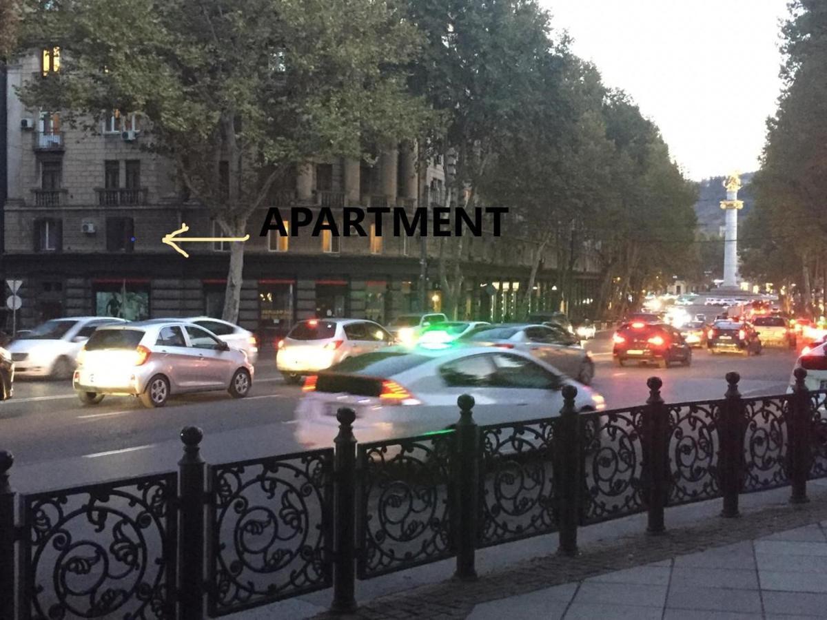 Apartment Gallery Rustaveli 1 트빌리시 외부 사진